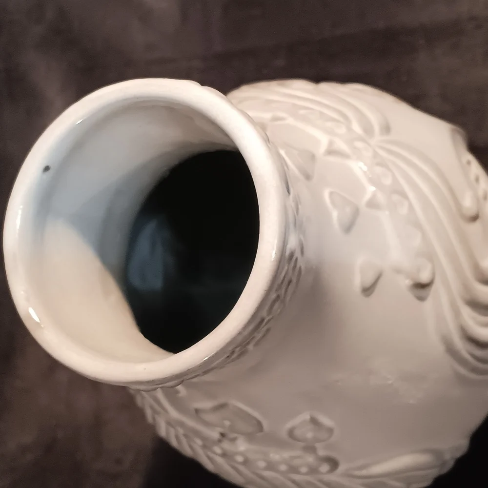 Jonathan Adler Utopia King And Queen Ceramic Vase